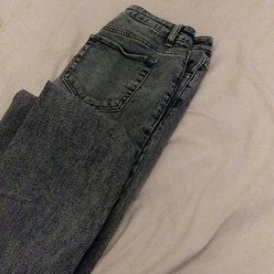 Ripped high waisted jeans